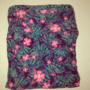 Last chance! Closet clear out! cute soft leggings!